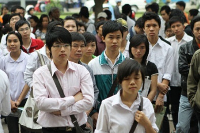 Thất nghiệp tràn lan, vẫn muốn mở thêm trường?